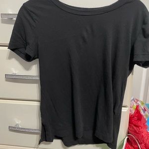 PLAIN BLACK AERO SHIRT